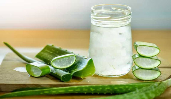 Aloe Vera Juice to treat Oily Skin